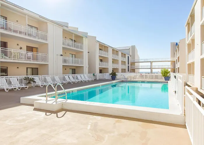 Holiday home Snowbird-friendly 1 Bedroom Gulf Side With 4 Outdoor Pools Gulf Shores